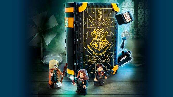Actual product image LEGO Hogwarts Moment: Defense Lessons (76397, LEGO Harry Potter)