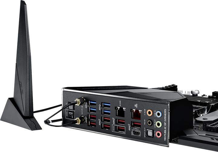 Actual product image ASUS Rog Crosshair VIII Hero WI-FI (AM4, AMD X570, ATX)