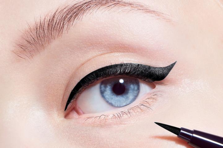 Actual product image Dior Diorshow (096 Satin Black)