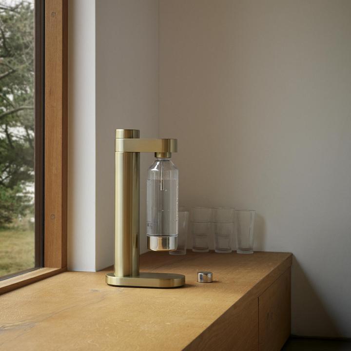 Produktbild Stelton Brus Wassersprudler brushed brass
