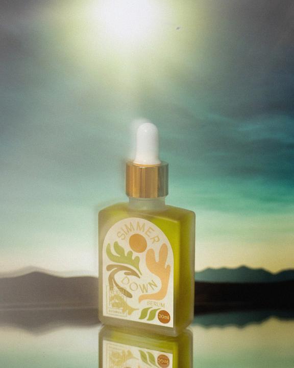 Produktbild Neighbourhood Botanicals Simmer Down Serum Oil (30 ml)