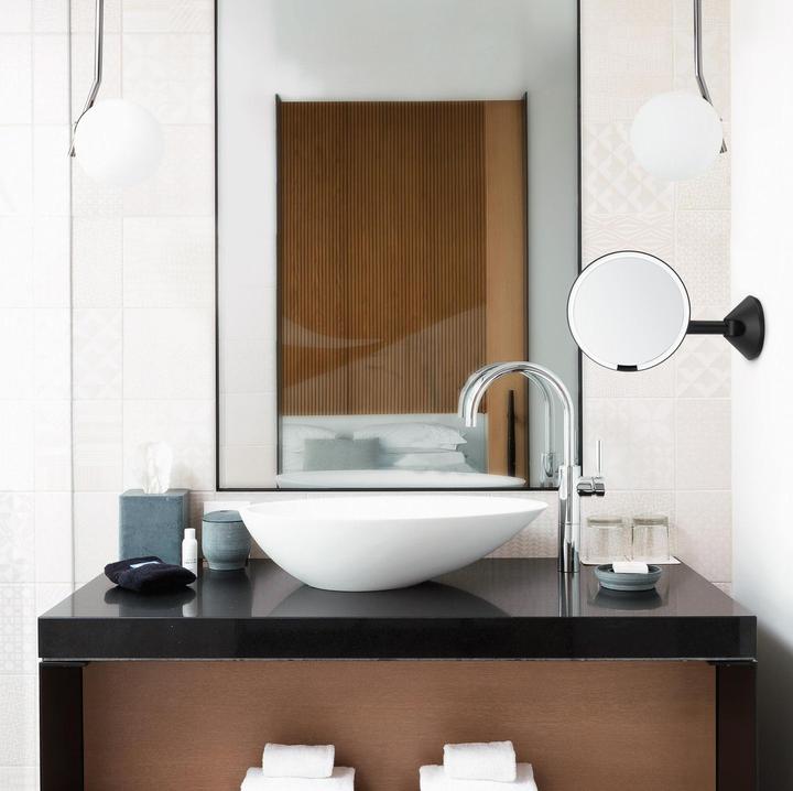 Produktbild Simplehuman Kosmetikspiegel mit Sensor