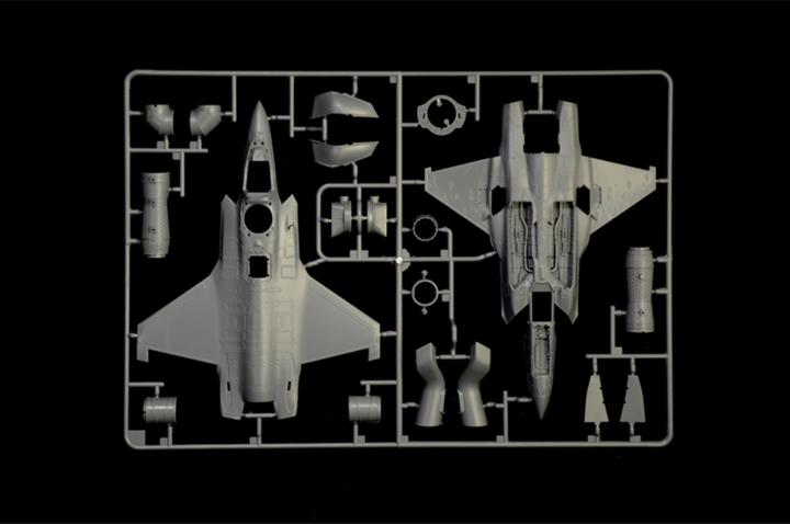 Actual product image 1:72 F-35B Lightning II V/STOL Version