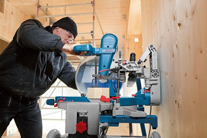 Actual product image Bosch Professional Mitre saw GCM 12 GDL, Wood