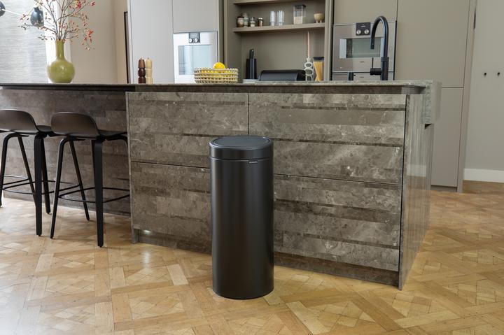 Produktbild Brabantia Touch Bin New (30 l)