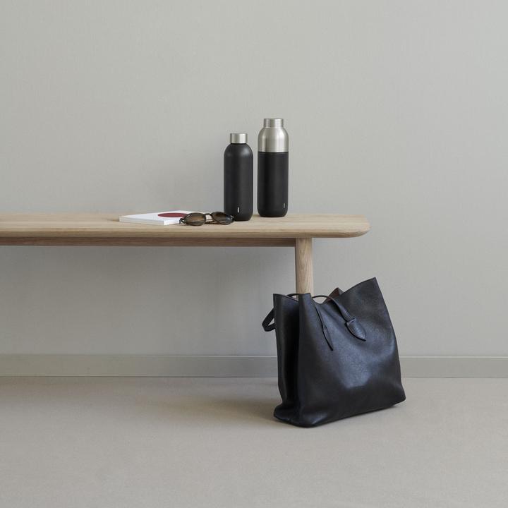 Immagine prodotto Stelton Bottiglia isolata sottovuoto Keep Warm 750 ml - Nero (366) (0.75 l)