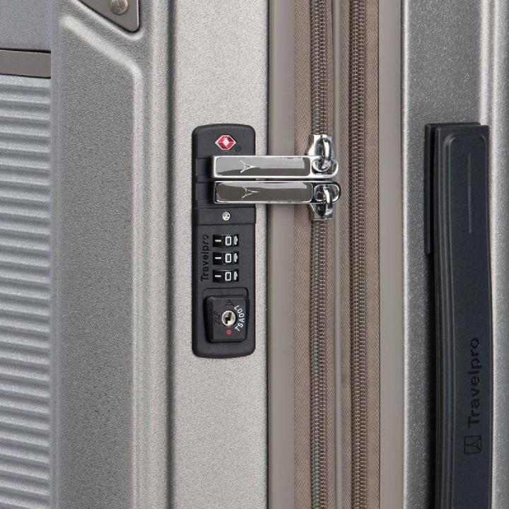Actual product image Travelpro Platinum Elite - Compact Carry-On Expandable Hardside Spinner (39 l, Hand luggage (up to 50 litres))