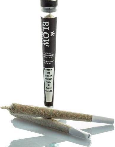 Produktbild Blow Vorgebauter CBD Joint Pure "V1" 1 Stk. schwarz