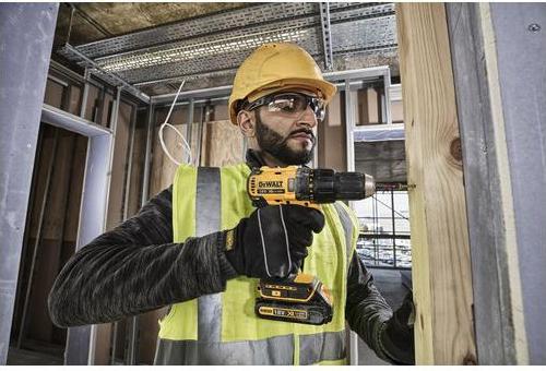 Actual product image DeWalt DCD777S2T (Rechargeable battery operated)