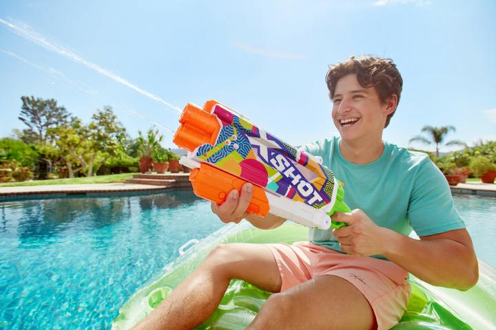 Actual product image Xshot X-Shot Water Gun Fast Fill Skins Pump Action, 500ml