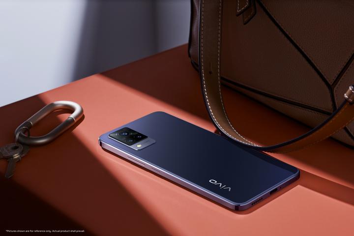 Image du produit Vivo V21 5G (128 Go, Bleu Crépuscule, 6.44", Double SIM hybride, 64 Mpx, 5G)