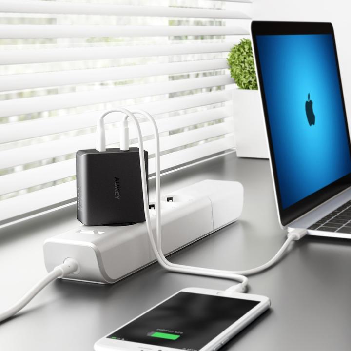Produktbild Aukey Pa-Y10 (56 W)