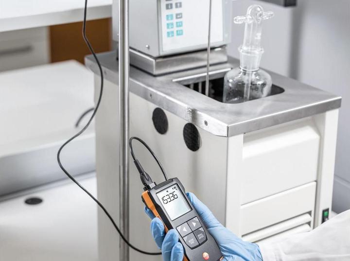 Immagine prodotto Testo 110 Strumento di misurazione della temperatura -200 - +800 °C Tipo di sensore NTC, Pt100