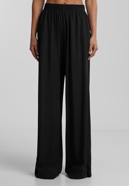 Immagine prodotto Urban Classics Pantaloni a gamba larga in viscosa da donna - 70747 (4XL)