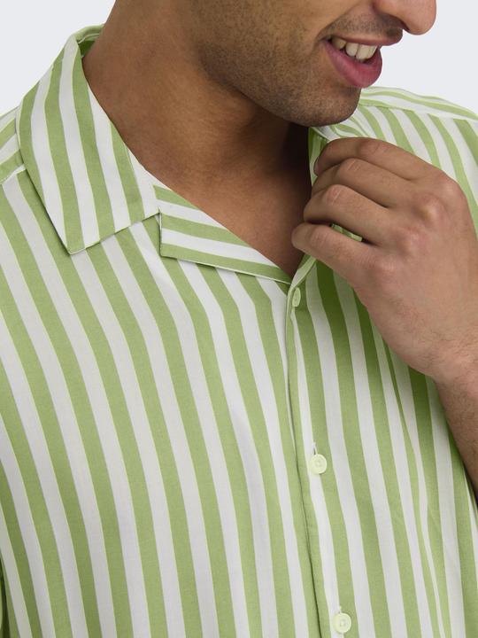 Actual product image Only & Sons Striped short sleeve shirt (XS)