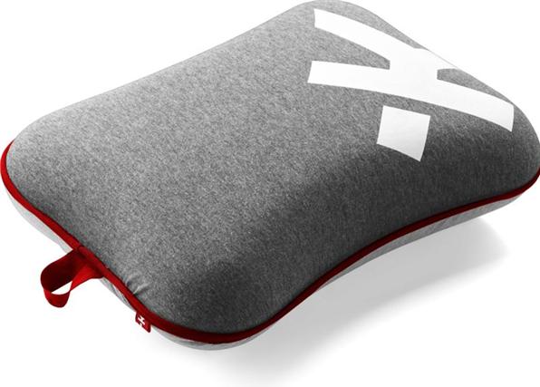 Actual product image Peter Jäckel SKROSS Mini Travel Pillow Grey (Head & neck pillow)
