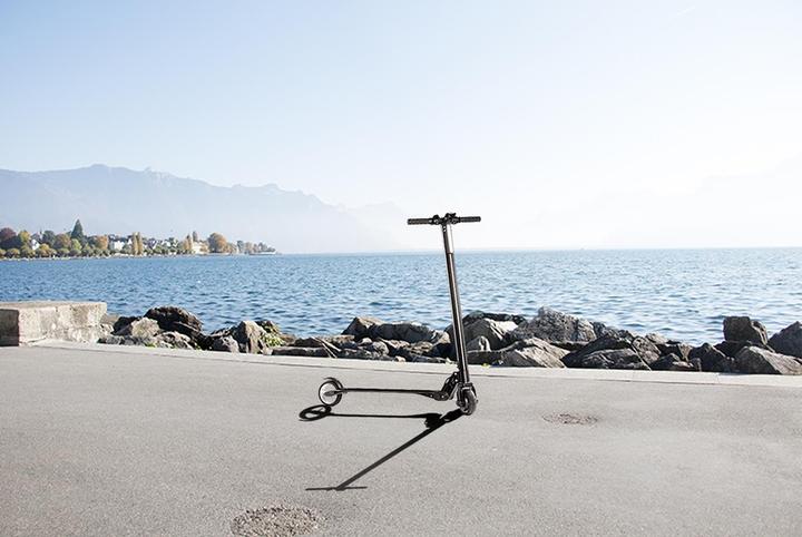 Actual product image SoFlow Flowboard Air Carbon (20 km/h, 30 km, 300 W)