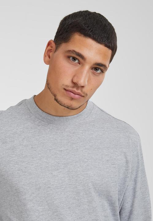Actual product image Urban Classics Tall Tee L/S (5XL)