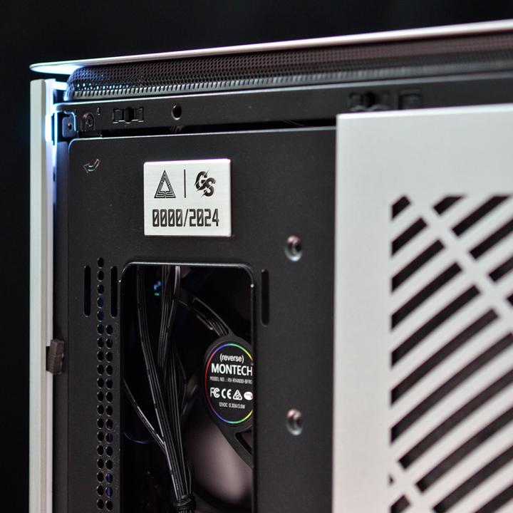 Actual product image Montech KING 95 Ultra (Mini-ITX, mATX, ATX)