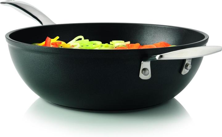 Actual product image Philips Viva Collection HR1388/80